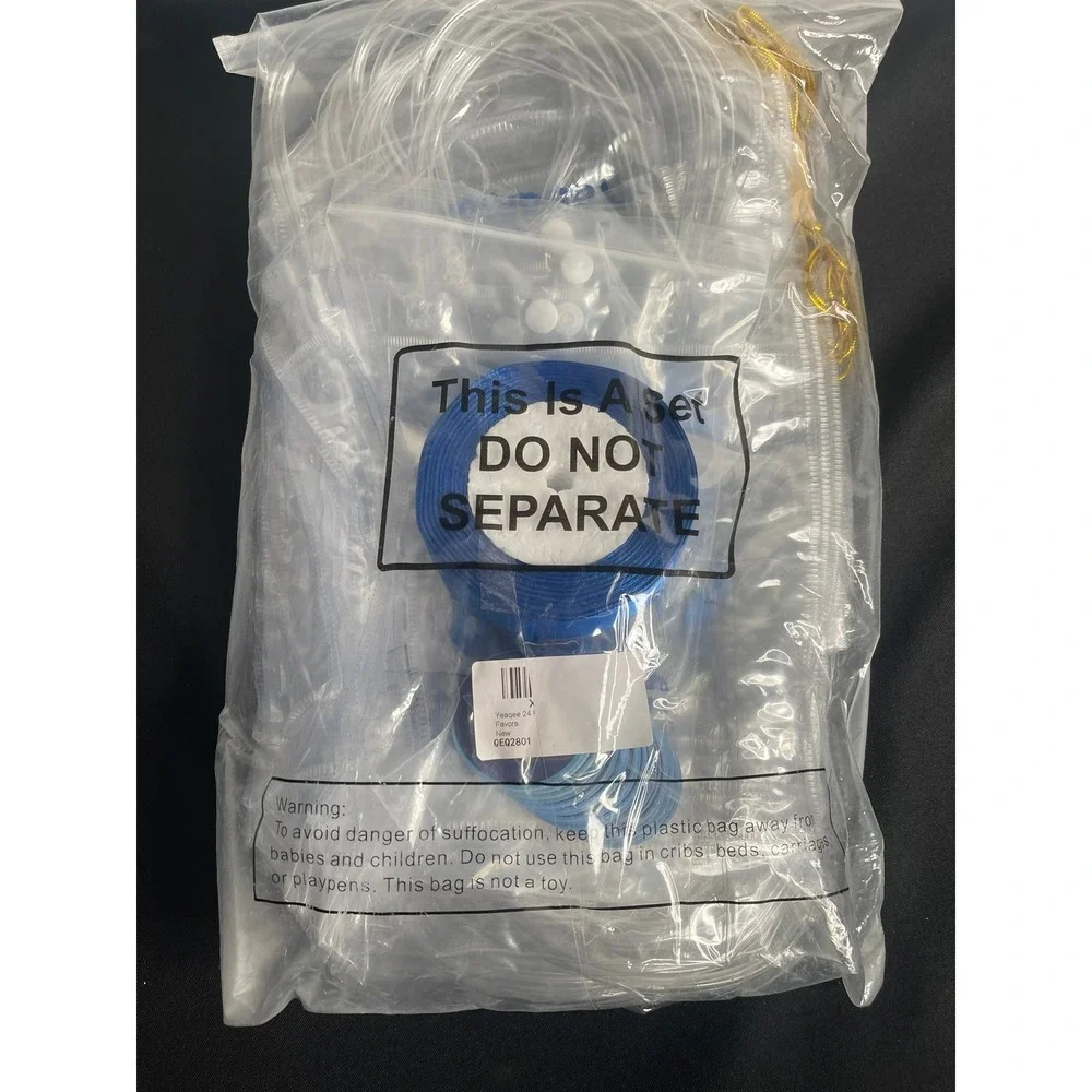 Yeagee 24 Piece Hanukkah Party Favor Gift Bags with Ribbons and Twine
